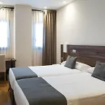 Alda Ruta Castilla 旅馆 *