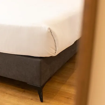 Alda Ruta Castilla *